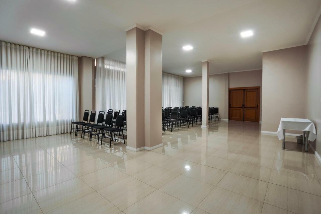 Zallon Hotel Executivo Lajeado  Bagian luar foto